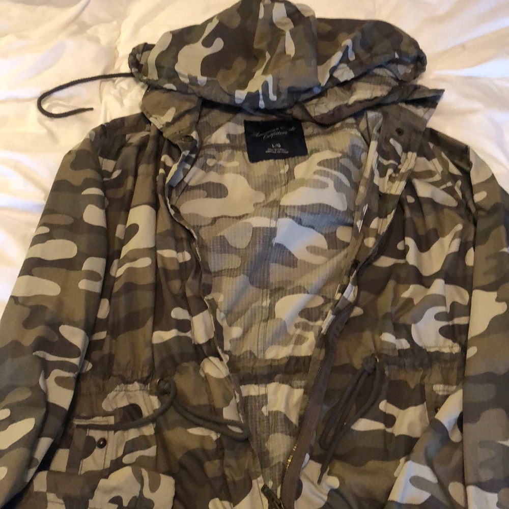 American eagle jacket (thin layered)